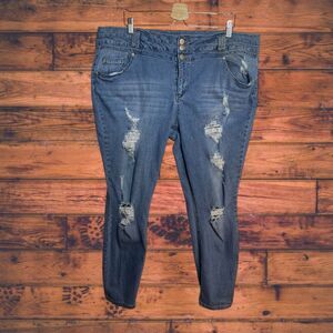 5 for $25🔥Indigo Fusion Distressed Skinny Jeans Size 22